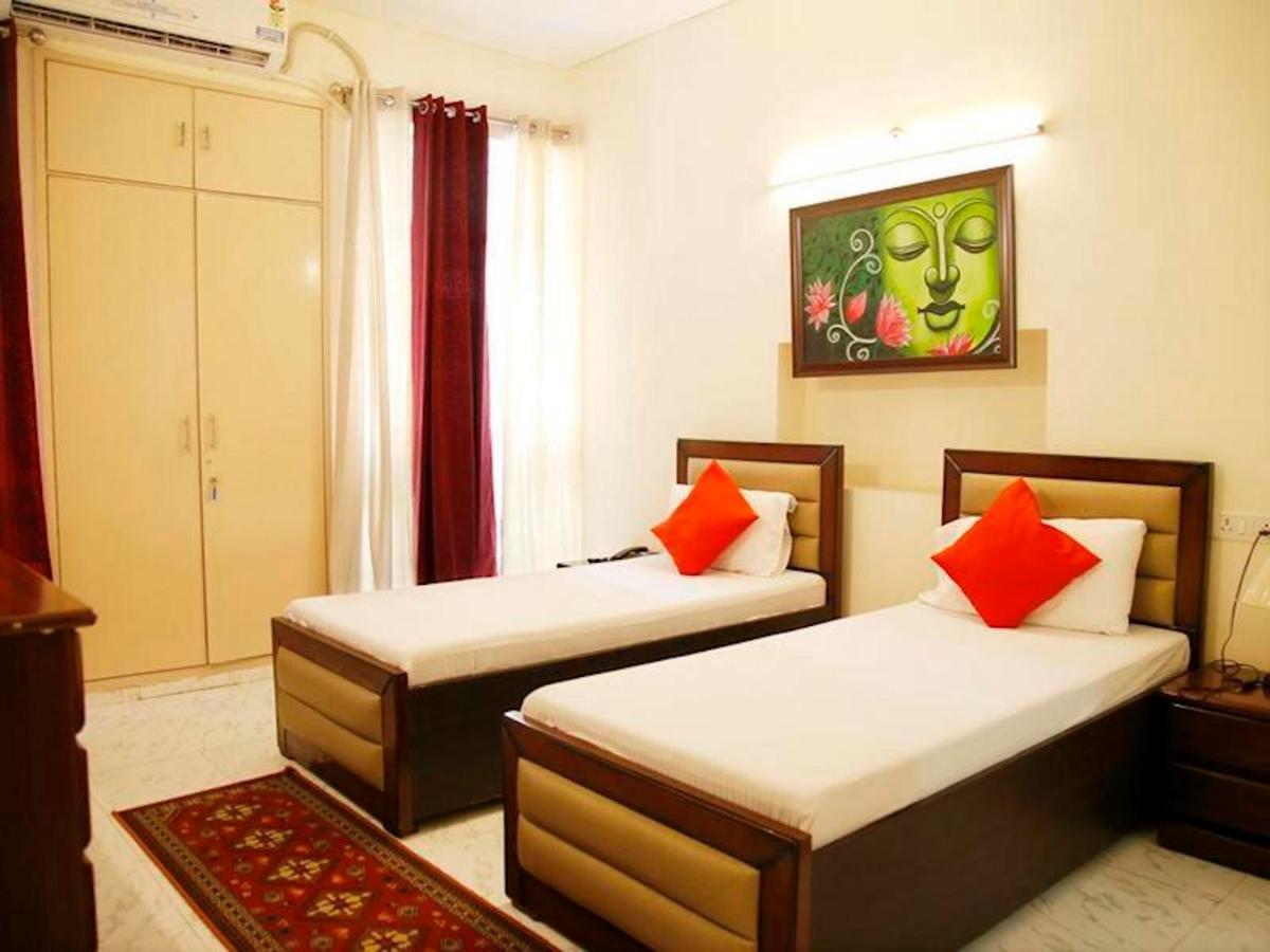 Maplewood Guest House, Neeti Bagh, New Delhiit Is A Boutiqu Guest House - Room 3 Kültér fotó